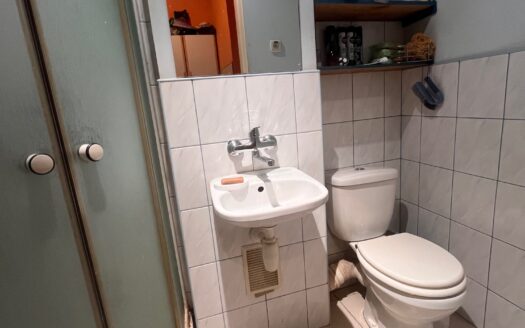 NA SPRZEDAŻ KAWALERKA NA KAMERALNYM BORKU