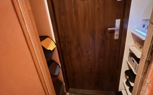 NA SPRZEDAŻ KAWALERKA NA KAMERALNYM BORKU