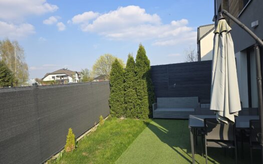 BRZEZIA ŁĄKA – KOMFORTOWY DOM Z OGRODEM