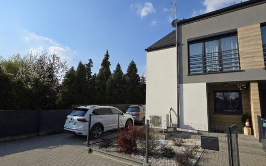 BRZEZIA ŁĄKA – KOMFORTOWY DOM Z OGRODEM